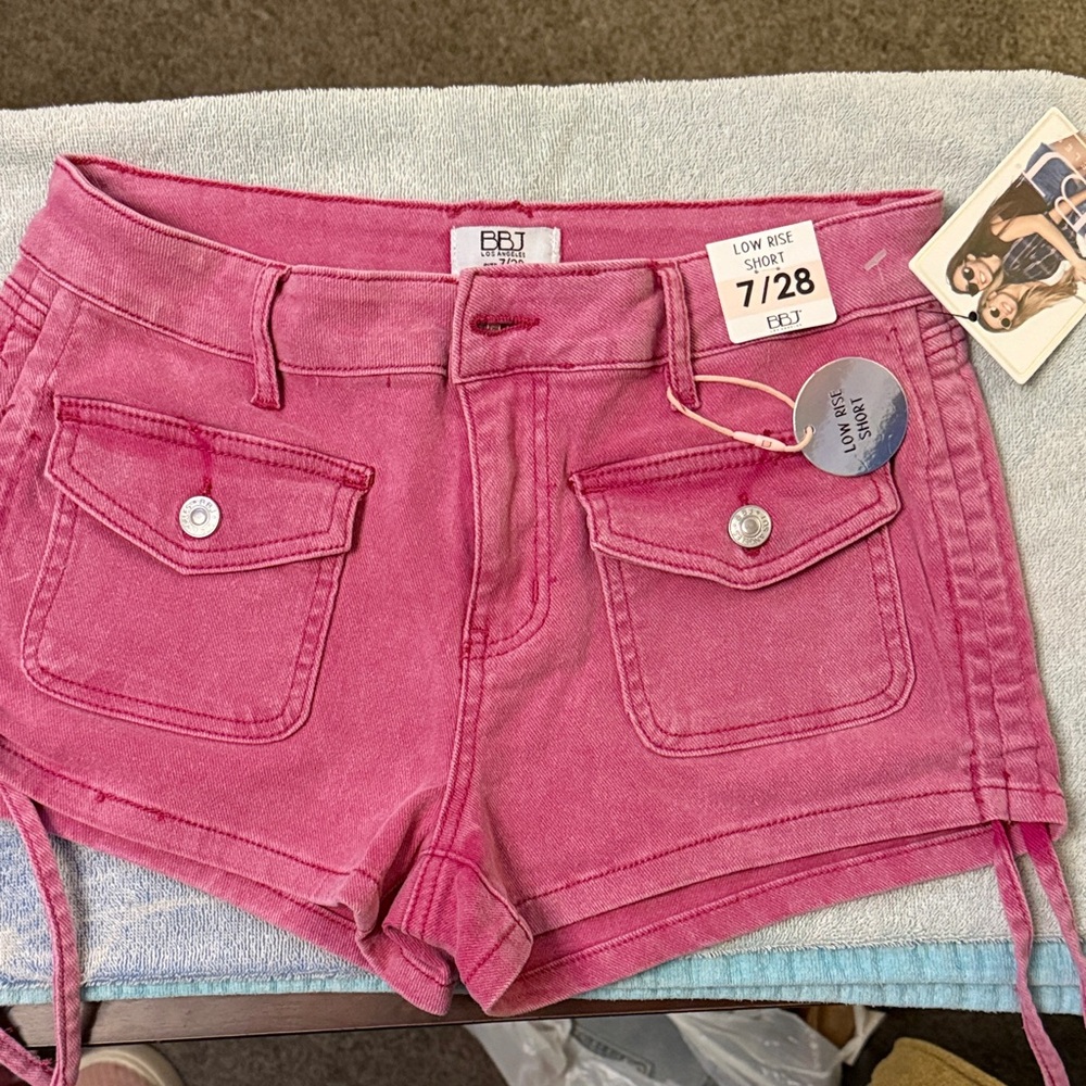 NWT 7/28 Pink Women's Low Rise Shorts - Picture 2 of 5